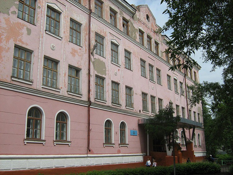 Средняя школа №21 им. М. В. Ломоносова